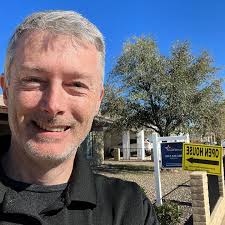 East Valley Real Estate by Matt Pennington