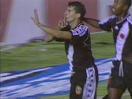 A equipe do vasco venceu o. Embaixador Do Chocolate Da Pascoa Pedrinho Lembra 5 A 1 Do Vasco Sobre Flamengo Fiz Um Jogo Sensacional Vasco Ge