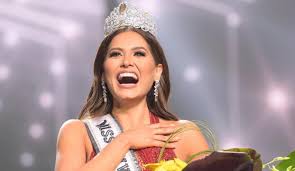 It is one of the most watched pageants in the world with estimated audience. Bixudpu7kso7wm