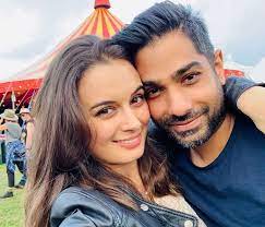 She marked her film debut with 2006, british evelyn sharma bio/wiki. Evelyn Sharma Biography Wiki Age Height Boyfriend Movies More
