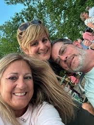 Jacqueline Goodrich's Instagram, Twitter & Facebook