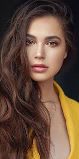 Is Salt Shampoo Really That Good I Tried It To Find Out Beautiful Girl Face Brunette Beauty Most Beautiful Women
