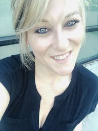 ✨Happy Tuesday, beautiful souls!✨ We are so excited to announce a magical  new addition to our Cats & Crystals KC family! Please join us in giving a  warm welcome to Kari, our