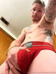 Deputy Triston (midwestbidad) [83 Videos] – Hot Men Universe