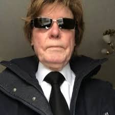 derek sharkey (@derek_sharkey)