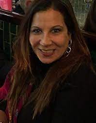 Carla daniel é uma atriz, cantora e compositora brasileira, filha do diretor daniel filho e da atriz dorinha duval e famosa por ter interpretado diversas obras de grande sucesso nacional, como como as novelas que rei sou eu, chocolate com pimenta e alma gêmea, além de ter ganhado o prêmio troféu top of business em 2012 na categoria homenagem especial pelo conjunto de sua obra. Carla Daniel Wikiwand