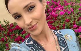 Przez ostatnie dni celebrytka ciężko pracowała jako jurorka w konkursie makijażowym dzień dobry. Marina Luczenko Szczesna Bawi Sie Z Liamem Zobacz Synka Wokalistki Szolbiznes Rmf Maxxx