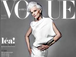 Long before the world became fascinated with elon musk, his mother maye musk worked to become a star in her own right. Billionaire Elon Musk S Mother Is Fashion S New It Model At 69 Years Old