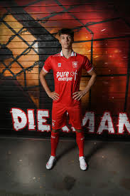 Available in men's and junior sizes. Fc Twente 2021 22 Meyba Home Kit 21 22 Kits Football Shirt Blog