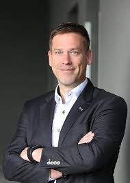 Andreas möller (born 2 september 1967) is a retired german international footballer who played as an attacking midfielder. Vectra Ernennt Andreas Muller Zum Sales Director Dach It Reseller