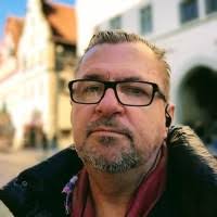 3100+ profili według frazy „Milewski”