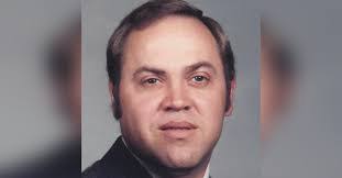 Ken Small's Instagram, Twitter & Facebook