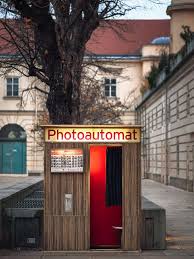 Time Machine In 2020 Berlin Photos Photo Booth Photo