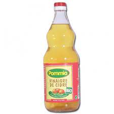 Le vinaigre de cidre bio et non filtré est plus riche et donc beaucoup plus efficace, et il est surtout exempt de produits chimiques et autres. Vinaigre De Cidre Non Filtre 1 L Pommia