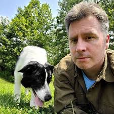 Larry Knuckles's Instagram, Twitter & Facebook