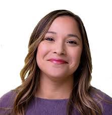 Amanda Midgett's Instagram, Twitter & Facebook