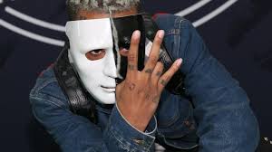 Who killed x начал(а) читать. Xxxtentacion Death Four Men Charged With Rapper S Murder Bbc News