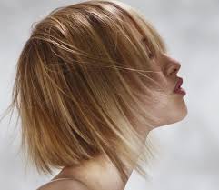 Tagli capelli corti 2020, scopri la moda dell'estate ; Capelli Lob Bob E Carre I 7 Tagli Moda Per Ringiovanire Il Viso Donne Sul Web