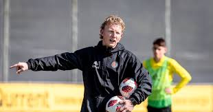 Viimeisimmät twiitit käyttäjältä dirk kuyt (@kuyt). Kuyt Vertrekt Bij Feyenoord Ik Volg Mijn Gevoel En Ga Mijn Pad Elders Vervolgen Nederlands Voetbal Ad Nl