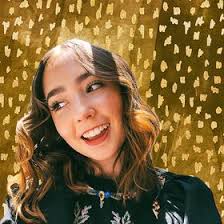 Marissa James (marissnicoleee)