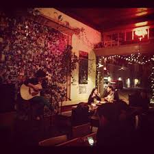 Photos 11 Things To Do In Seattle If You Only Have One Day Coffee Shop Aesthetic Open Mic Night Cafe Decor