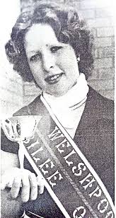 Recognise any familiar faces from Powys life during 1977?