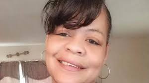 Kansas City mother of 3 dies in drowning at friend's pool