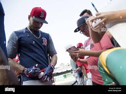 Image result for tbn:ANd9GcTZVvxUlXs7fg8bAy-xly1_Y7gUz5J06xwwZrcH3R5jgisy0KqEW4KzBqE