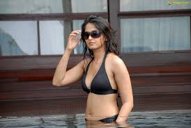 Kollywood divas with perfect bikini body
