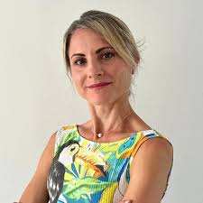 Judith Petit's Instagram, Twitter & Facebook