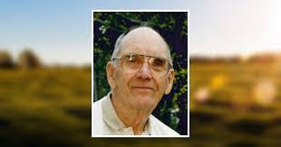 Chelsea Densmore's Instagram, Twitter & Facebook