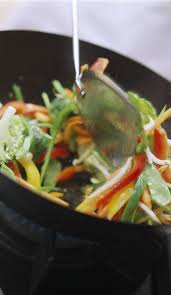 El wok es un utensilio originario de la cocina china. 3 Consejos Para Cocinar Hortalizas En El Wok Y Te Queden Perfectas