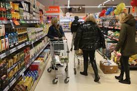 W wielki piątek wszyscy katolicy są zobowiązani do zachowania postu. Swcagjxsfejq8m