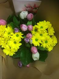 Our seasonal flowers by post collection is available online for delivery nationwide in the uk. Flowers By Post Uk Flowersbypostuk Twitter