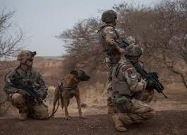 Fantassins de l'armée de terre française spécialisés dans le combat en milieu montagneux depuis 1888 (fr); 27e Bataillon De Chasseurs Alpins Sengager Fr