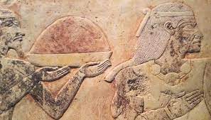 Queen Ity Of Punt Followed By Her Husband Parahu Who Offers A Gold Platter Filled With Odoriferous Red Resins To Cairo Museum Sacred Science Egyptian Museum
