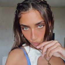 Daniel Tyra's Instagram, Twitter & Facebook