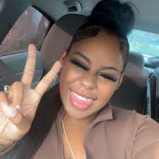 JeNyaa Renay (@jenya.mayo) • Facebook