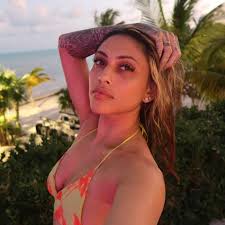 bri (@brivnnna) · Instagram photos and Reels