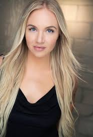 Theresa Moriarty's Instagram, Twitter & Facebook