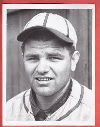 1940 ST LOUIS CARDINALS TEAM ISSUE GLOSSY 7 X 9 TYPE 1 MAX LANIER