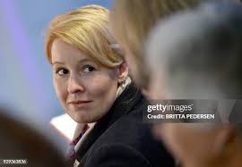 863 Mark Pedersen Stock Photos, High-Res Pictures, and Images