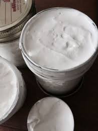 Beurre Corporel Hydratant 3 Ingredients Preparation 15 Minutes Refrigeration 30 Minutes Diy Beauty Care Diy Natural Products Diy Body Care