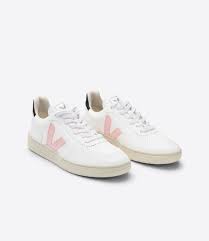 Launched in 2004 by sébastien kopp & françois morillion, the veja project creates a positive chain. Vstore V 10 White Petale Black