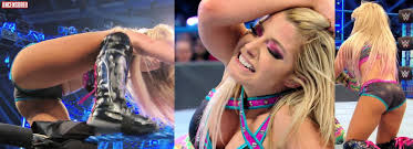 Naked Alexa Bliss in WWE SmackDown < ANCENSORED