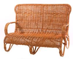 The tropical style of a rattan furniture exudes a casual laid back atmosphere for your sunroom. Rattan Sofa Belse Hoch Geflochten Aangeenbrug Mandenmakerij En Rotanmeubelfabriek