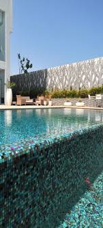 Villa In Bahrain Mit Bildern Schwimmbad Fliesen Aussenpool