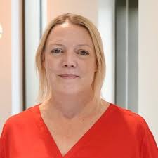 Jo Silva (@LMJsmile)