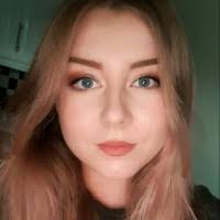 Chantelle Carter's Instagram, Twitter & Facebook