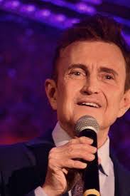 Ed Kurtzman's Instagram, Twitter & Facebook